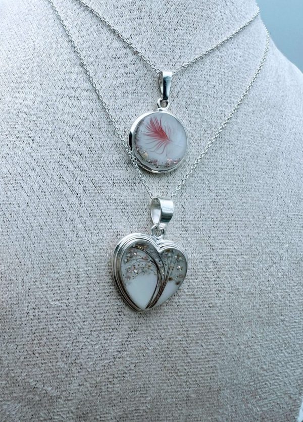 'Layla' Memorial Pendant - Image 13