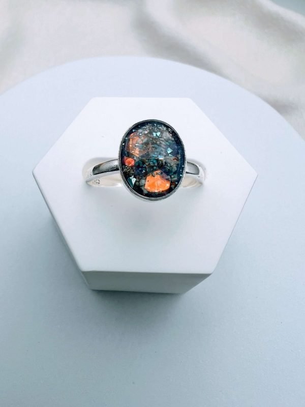 'Holly' Memorial Ring - Image 8