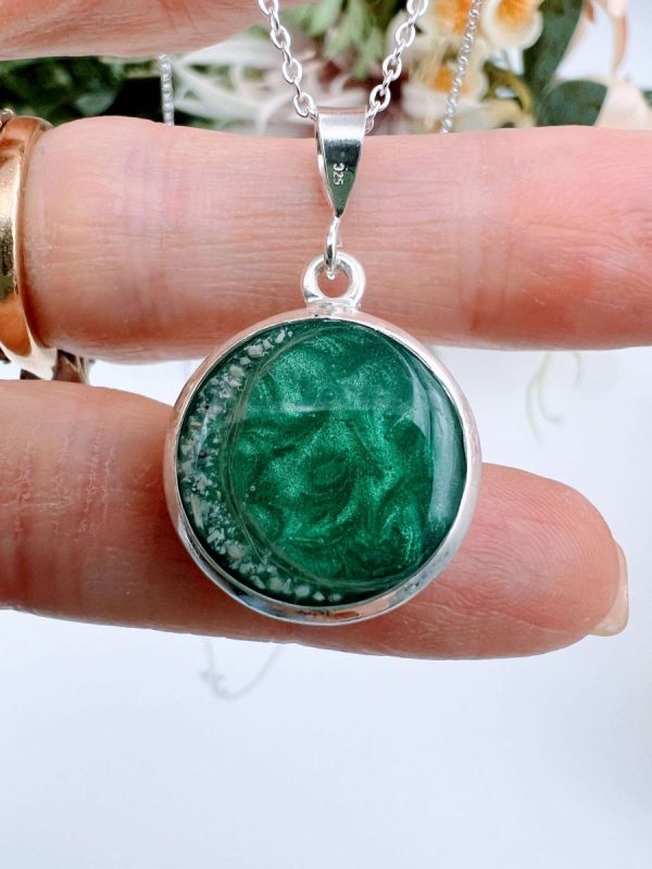 'Layla' Memorial Pendant - Image 5