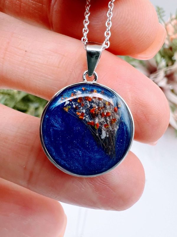'Layla' Memorial Pendant - Image 6