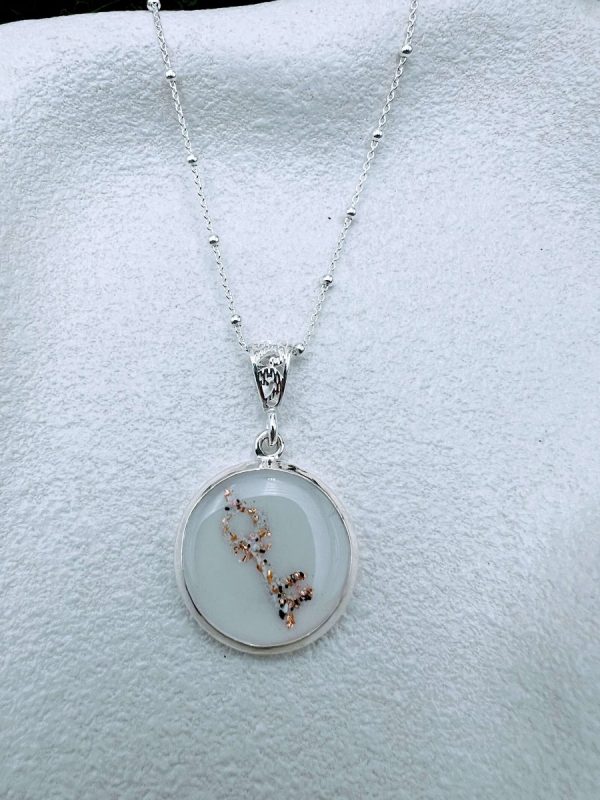 'Layla' Memorial Pendant - Image 14