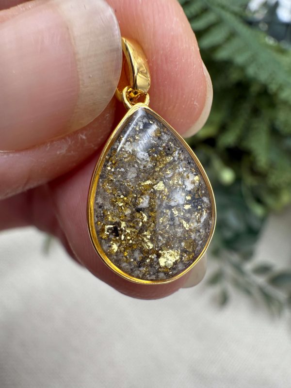'Zara' Memorial Pendant - Image 9